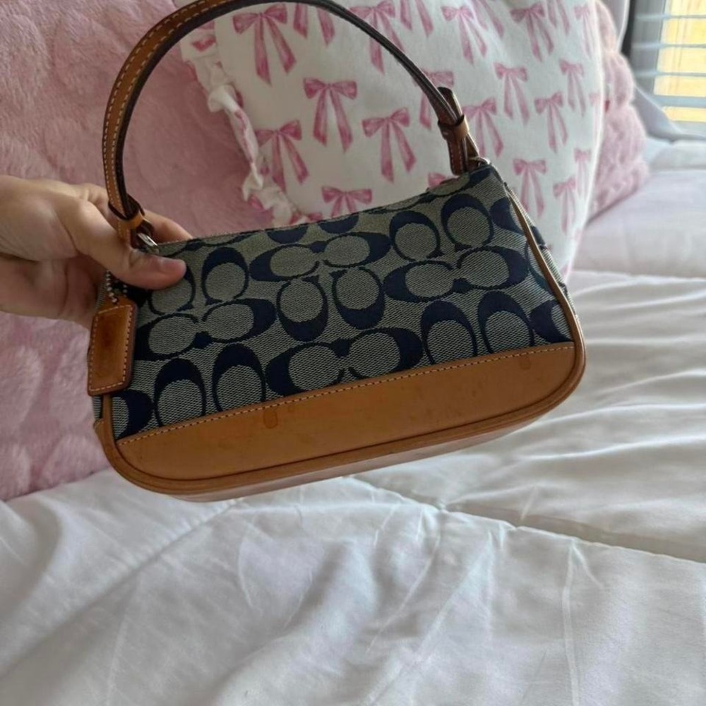 Y2K Coach Signature Demi monogram mini shoulder bag in navy blue and canvas - Picture 6 of 8